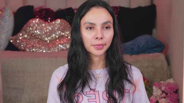 GIABONNETT's Streamate show and profile